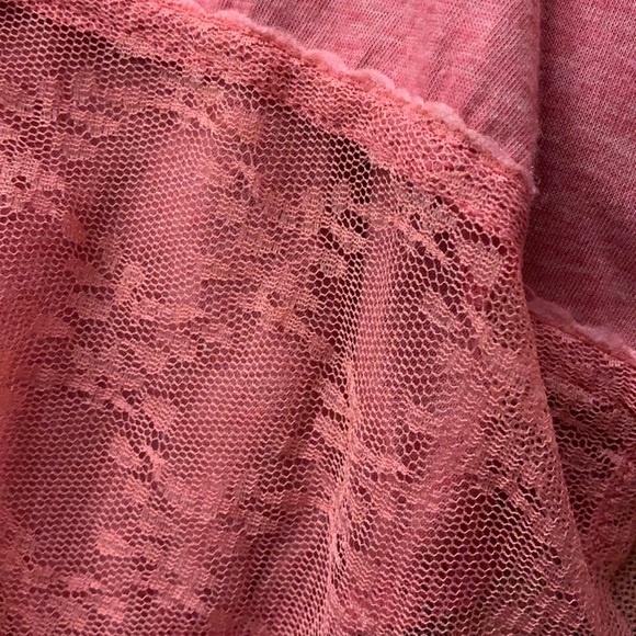 😍 2/$29 Self Esteem strapless top with elastic on top & lacey on bottom L - Picture 9 of 9